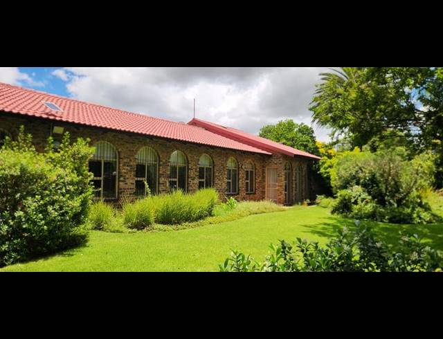 3 BEDROOM HOUSE FOR SALE IN SECUNDA